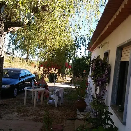 Casa De Tradicao Ruano * Ferreira do Zêzere